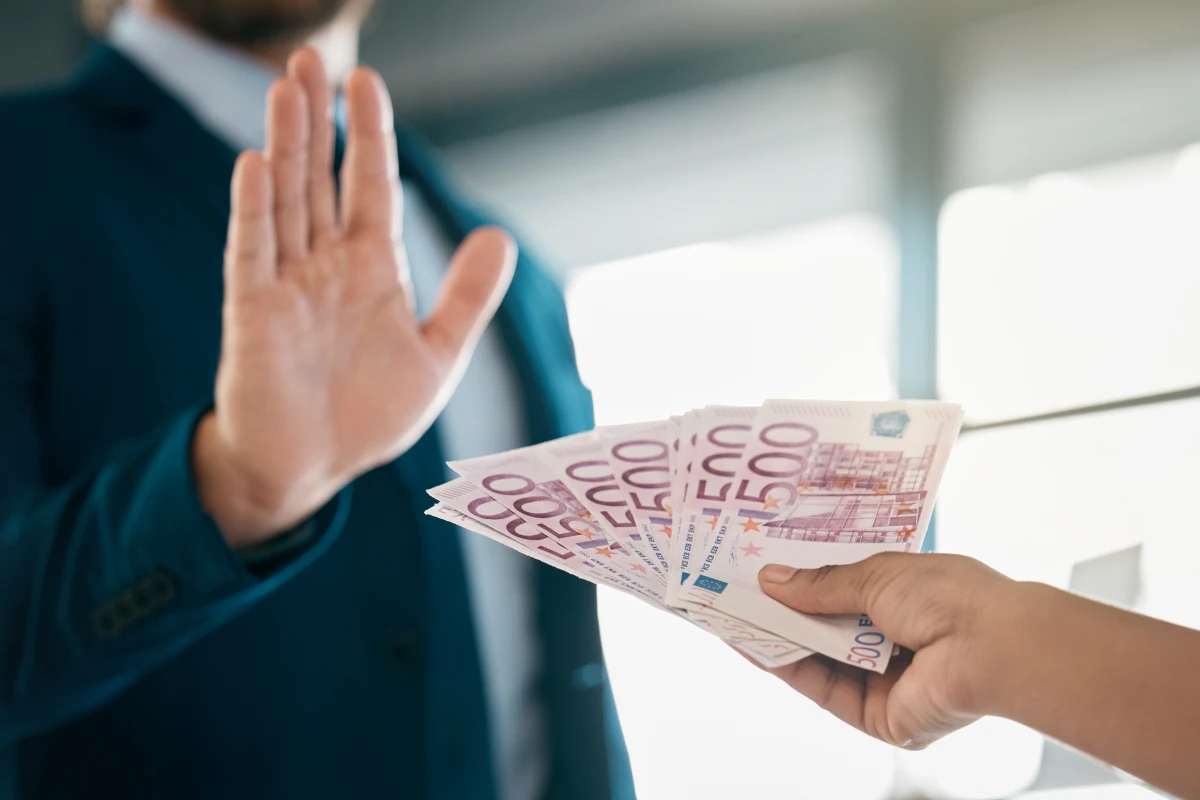 Lutte contre le blanchiment d'argent : Les obligations incontournables des avocats