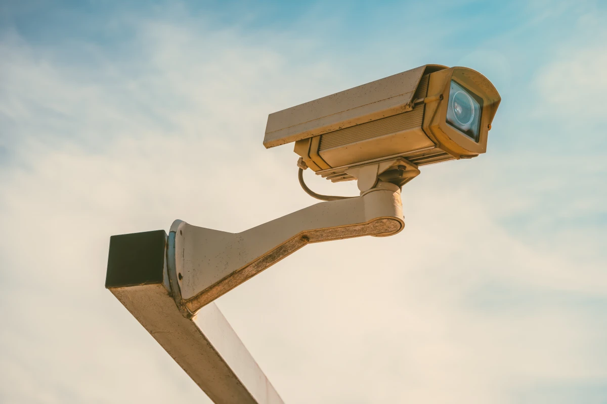 La surveillance abusive : un défi majeur pour nos libertés fondamentales